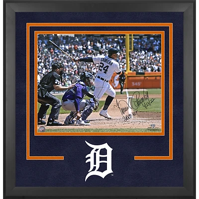 Photographie encadrée de luxe autographiée de 16'' x 20'' de Miguel Cabrera pour son 3000e coup sûr avec les inscriptions « 3000th Hit » et « 4/23/22 » des Detroit Tigers