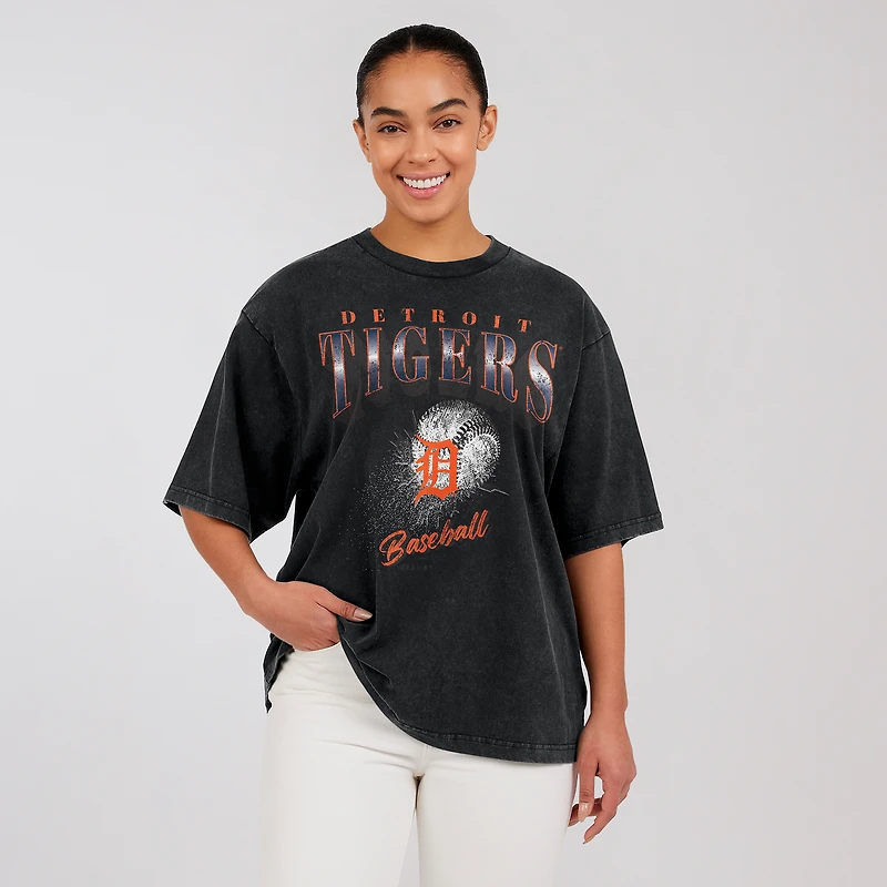 T-shirt boyfriend surdimensionné anthracite pour femme WEAR by Erin Andrews des Detroit Tigers