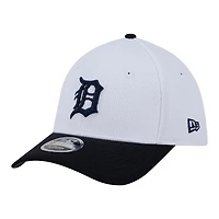 Casquette New Era Flex blanche et marine Detroit Tigers pour jeunes, modèle 39THIRTY M-Crown