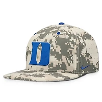 Casquette ajustée Nike Digital Camo Duke Blue Devils 2025 Dugout True Performance pour homme