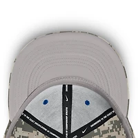 Casquette ajustée Nike Digital Camo Duke Blue Devils 2025 Dugout True Performance pour homme