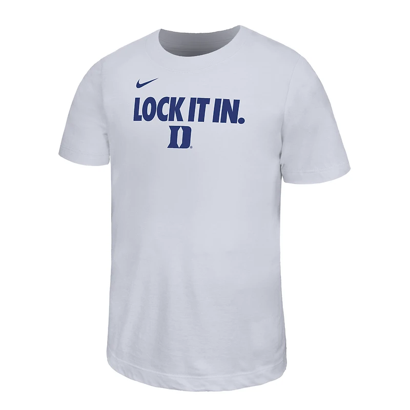 T-shirt Nike Dri-FIT Legend Duke Blue Devils blanc pour jeunes (édition 2026) - Modèle banc de touche