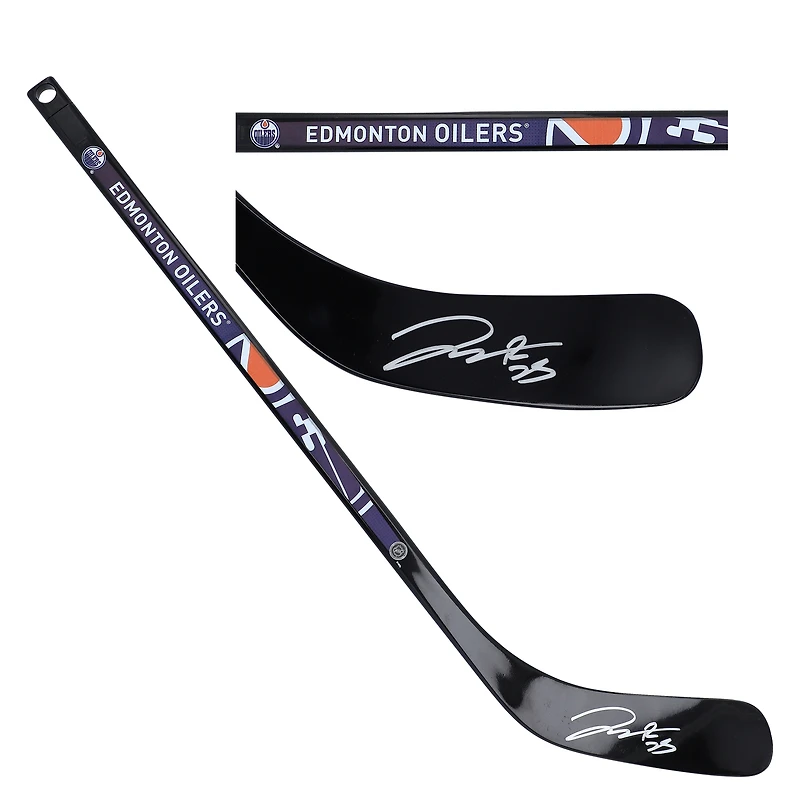 Bâton de hockey composite miniature autographié par Darnell Nurse des Oilers d'Edmonton