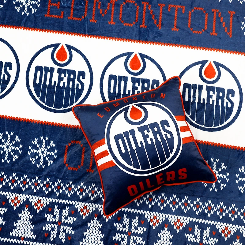 Ensemble de 2 couvertures et coussins des Fêtes 50" x 60" des Oilers d'Edmonton