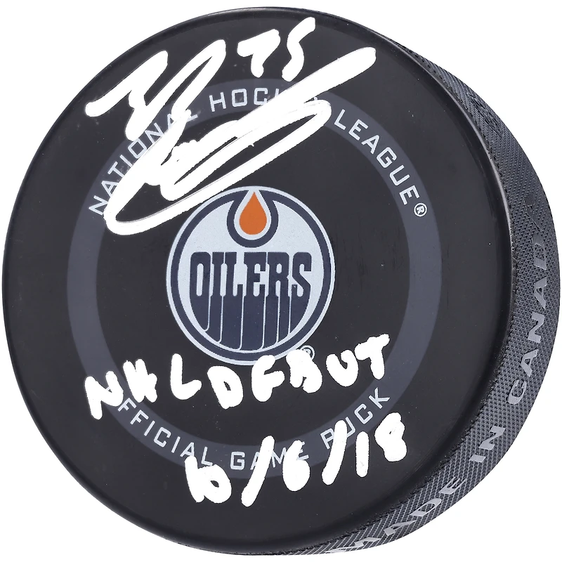 Rondelle de jeu officielle autographiée par Evan Bouchard des Oilers d'Edmonton, modèle 2019, avec l'inscription « NHL Debut 10/6/18 »