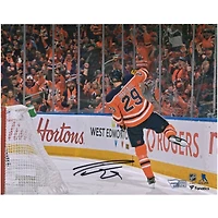 Leon Draisaitl Edmonton Oilers dédicacé 8 "x 10" photographie de célébration du but du maillot orange