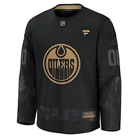 Maillot d'entraînement personnalisé d'appréciation militaire Fanatics Black Edmonton Oilers 2024 pour hommes
