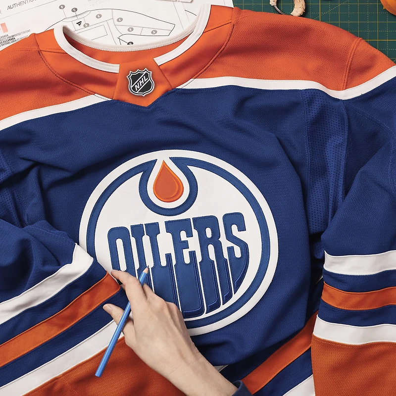 Maillot personnalisé authentique à domicile Fanatics Royal Edmonton Oilers pour hommes