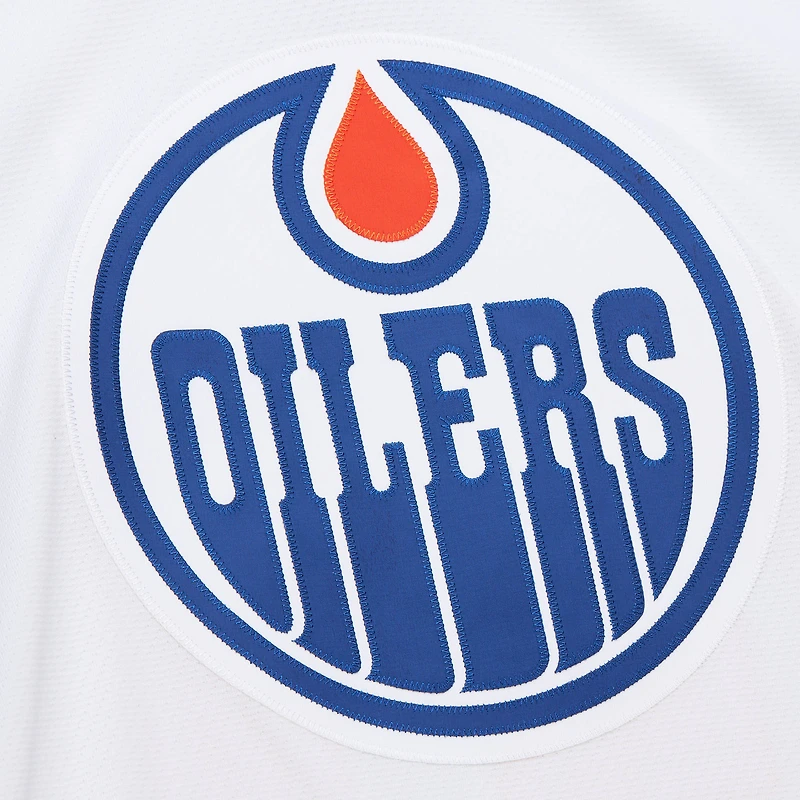 Maillot de joueur ligne bleue Mitchell & Ness Jari Kurri blanc des Oilers d'Edmonton 1986-87 pour hommes