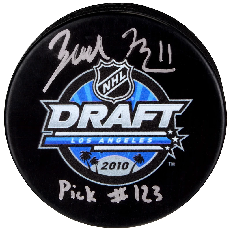 Zach Hyman Edmonton Oilers a dédicacé une rondelle de hockey avec logo du repêchage 2010 de la LNH avec inscription « Pick #123 »
