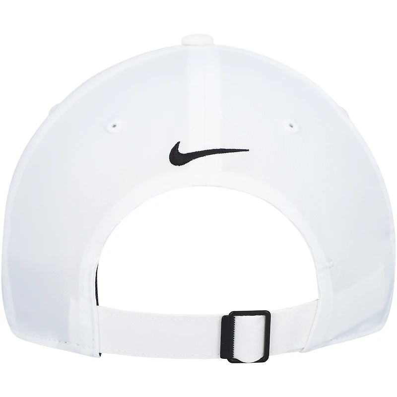 Casquette réglable unisexe Nike White Farmers Insurance Open Club Performance
