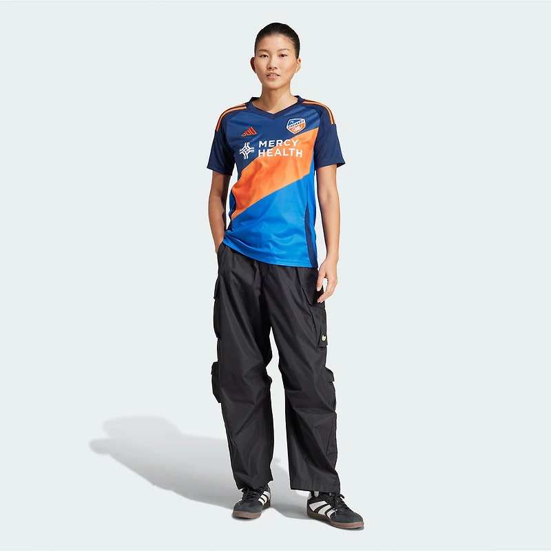 Maillot réplique orange et bleu du kit Legacy 2025 adidas Blue FC Cincinnati pour femme