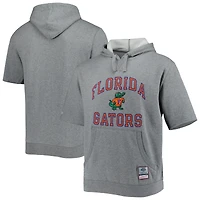 Sweat à capuche manches courtes avec logo des Florida Gators Mitchell & Ness gris chiné pour hommes