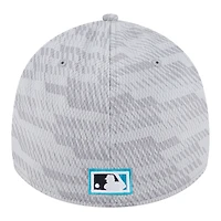 Casquette New Era Flex grise Florida Marlins 2025 MLB Clubhouse 39THIRTY pour homme