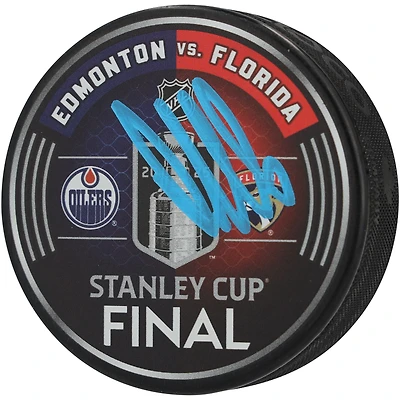 Rondelle de hockey autographiée par Aleksander Barkov des Panthers de la Floride lors du match de la finale de la Coupe Stanley 2025