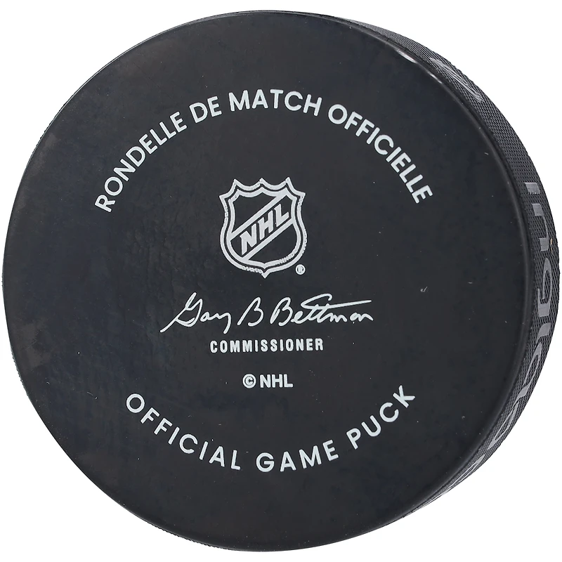 Rondelle de match officielle autographiée par Carter Verhaeghe pour le 30e anniversaire des Panthers de la Floride 2023-24