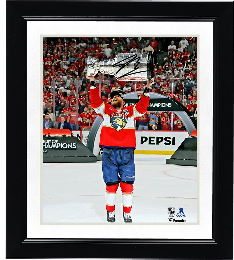 Photographie autographiée de Sam Bennett, champion de la Coupe Stanley 2025, 8" x 10"