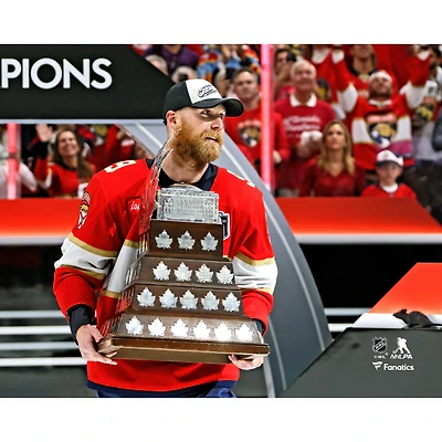 Sam Bennett, champion non signé de la Coupe Stanley 2025 des Panthers Floride, Raising Conn Smythe