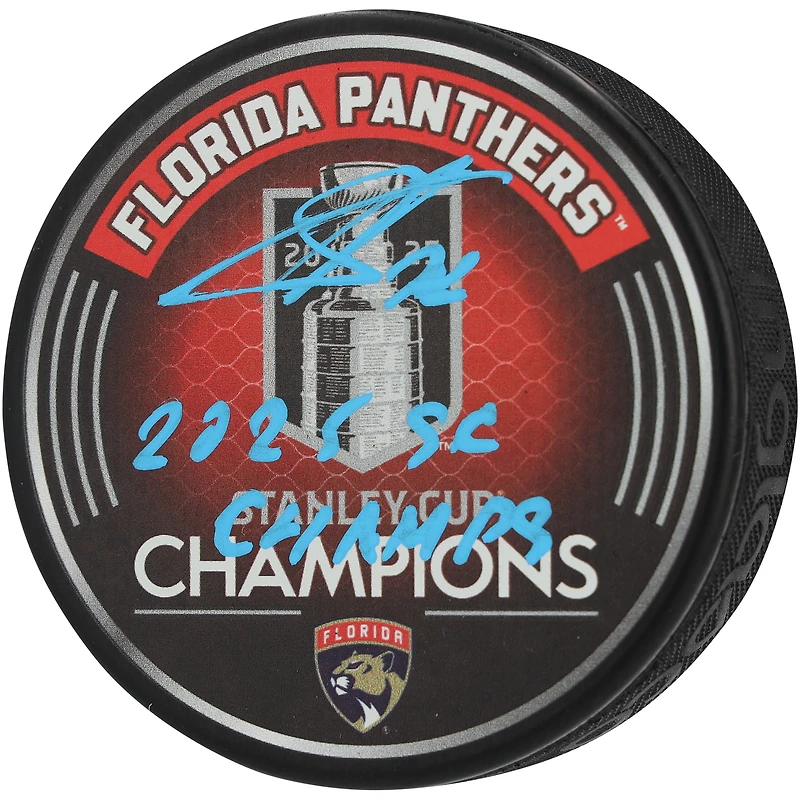 Rondelle de hockey autographiée par Sergei Bobrovsky des Panthers de la Floride, championne de la Coupe Stanley 2025, avec l'inscription « 2025 SC Champs »