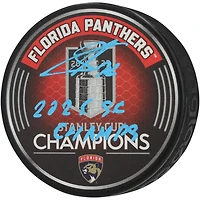 Rondelle de hockey autographiée par Sergei Bobrovsky des Panthers de la Floride, championne de la Coupe Stanley 2025, avec l'inscription « 2025 SC Champs »