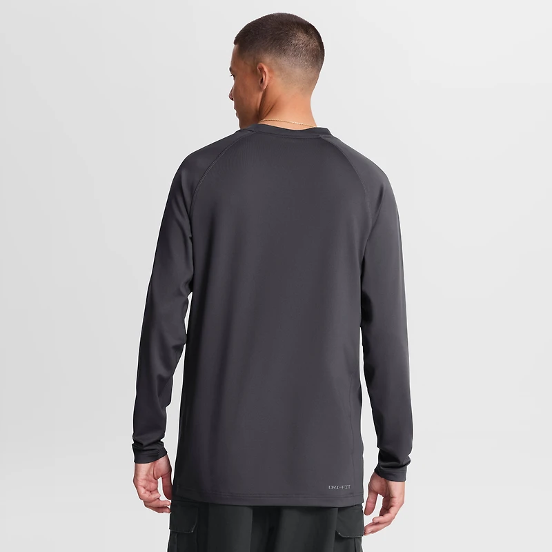 Men's Nike Anthracite Georgia Bulldogs Dugout Dri-FIT Lightweight Crew Pullover