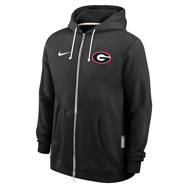 Men's Nike Georgia Bulldogs 2025 Sideline Standard Issue Dri-FIT Full-Zip Hoodie