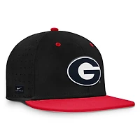 Casquette ajustée Nike Georgia Bulldogs Dugout True Dri-FIT noire pour homme