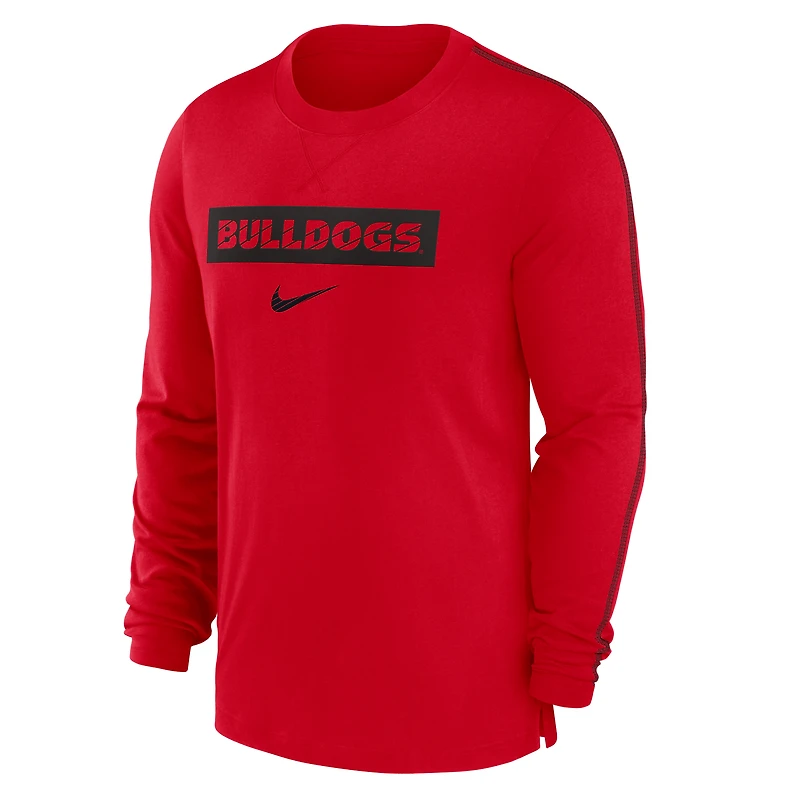 T-shirt Nike rouge Georgia Bulldogs 2024 Sideline Player Tri-Blend Performance à manches longues pour homme