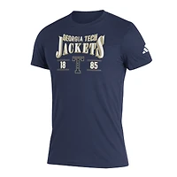 T-shirt à trois mélanges pour homme adidas bleu marine Georgia Tech Yellow Jackets Along The Shadow