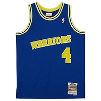 Maillot Swingman Mitchell & Ness Royal 1993-94 autographié par Chris Webber des Golden State Warriors, avec inscription « 92-93 ROY ».