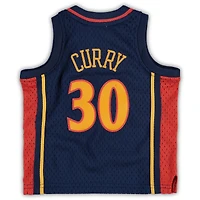 Maillot bébé Mitchell & Ness Stephen Curry bleu marine Golden State Warriors, logo historique