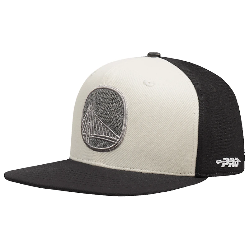 Casquette Snapback en molleton français Golden State Warriors Pro Standard pour homme en crème