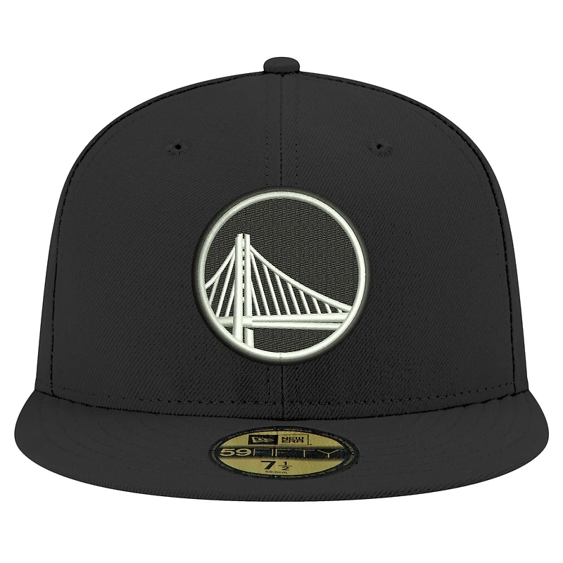 Casquette ajustée 59FIFTY noire et blanche des Golden State Warriors New Era pour hommes