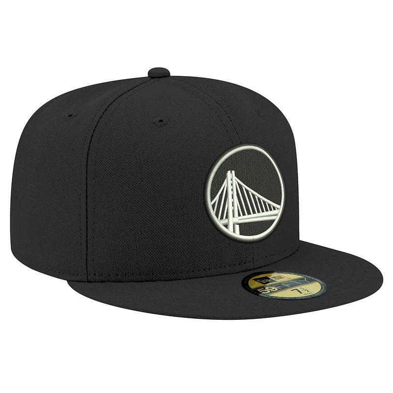 Casquette ajustée 59FIFTY noire et blanche des Golden State Warriors New Era pour hommes