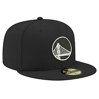 Casquette ajustée 59FIFTY noire et blanche des Golden State Warriors New Era pour hommes