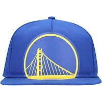Casquette snapback surdimensionnée avec logo imprimé bouffant Royal Golden State Warriors New Era pour homme