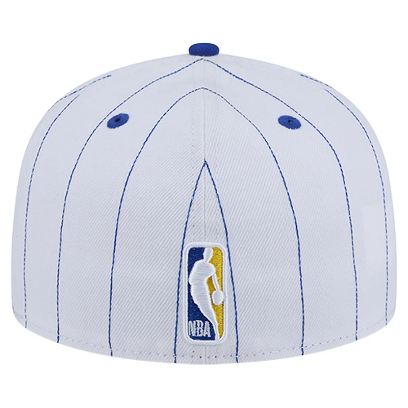 Casquette ajustée 59FIFTY blanche à rayures fines avec logo des Golden State Warriors de New Era pour homme