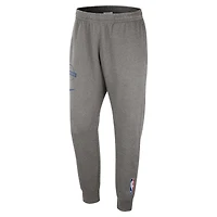 Pantalon de jogging Nike Authentic Practice Club 2025/26 pour homme, couleur charbon, Golden State Warriors