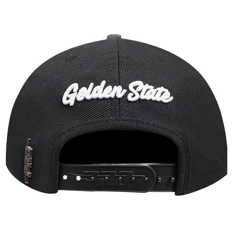 Casquette Snapback à pincement avant Pro Standard noire pour homme Golden State Warriors Paint the City