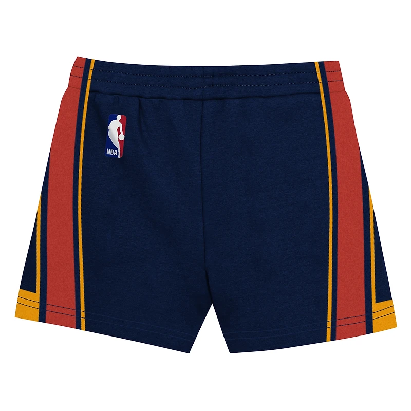 Ensemble t-shirt et short Mitchell & Ness Stephen Curry bleu marine Golden State Warriors Play by Place pour enfants d'âge préscolaire