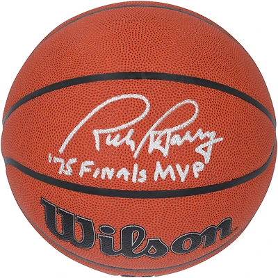 Ballon de basket-ball d'intérieur/extérieur Wilson Authentic Series autographié par Rick Barry, Golden State Warriors, avec inscription « 75 Finals MVP »