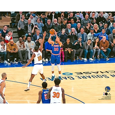 Stephen Curry, joueur non signé des Golden State Warriors, bat le record NBA du plus grand nombre de paniers à trois points