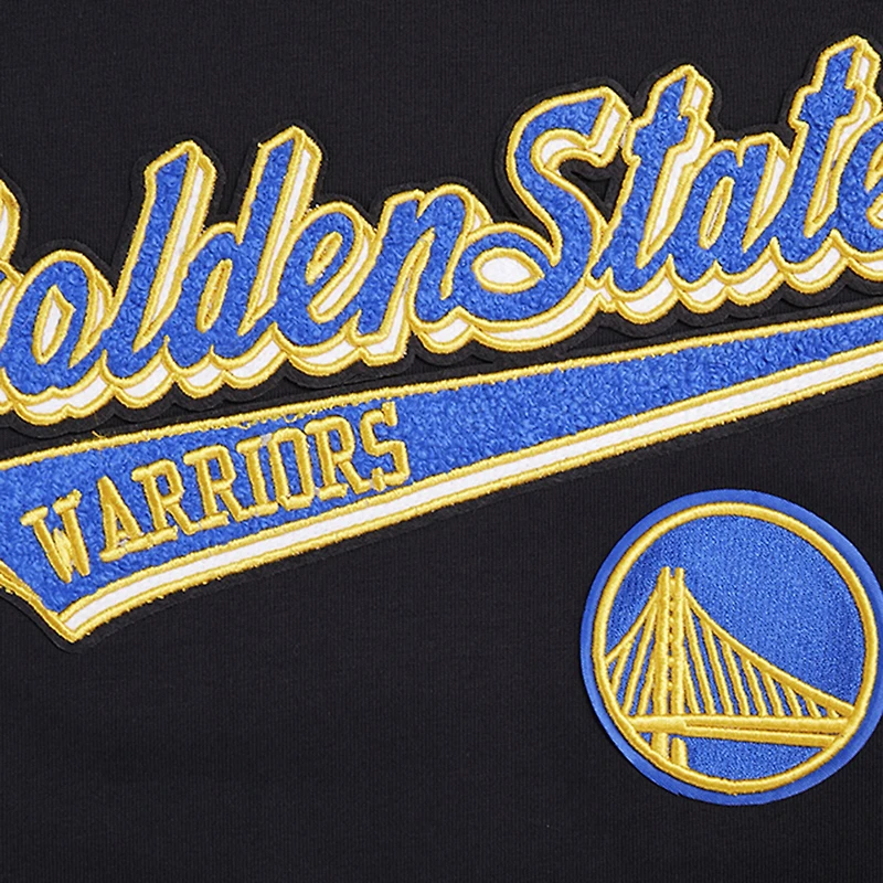 T-shirt petit ami Pro Standard noir Golden State Warriors Script pour femmes
