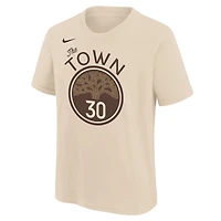 T-shirt Nike Stephen Curry beige Golden State Warriors 2025/26 City Edition pour jeunes, nom et numéro