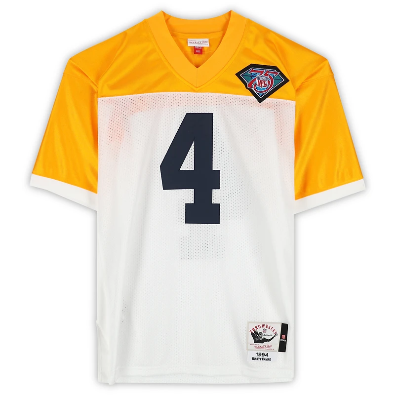 Maillot Mitchell & Ness Legacy 1994 autographié par Brett Favre (Green Bay Packers) avec inscription « HOF 16 ».