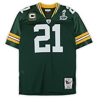 Maillot authentique Mitchell & Ness vert autographié par Charles Woodson des Green Bay Packers, avec inscription « SB XLV Champ ».