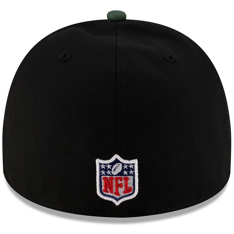Casquette ajustée New Era 59FIFTY noire/verte pour homme, édition 2025 de la NFL, des Packers Green Bay, sur scène