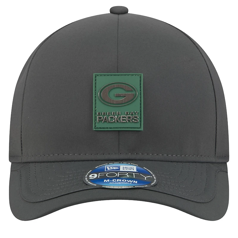 Casquette ajustable New Era Green Bay Packers 2025 Sideline pour temps froid, couleur anthracite, modèle 9FORTY M-Crown
