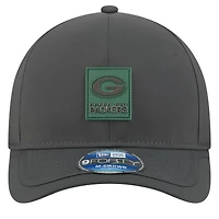 Casquette ajustable New Era Green Bay Packers 2025 Sideline pour temps froid, couleur anthracite, modèle 9FORTY M-Crown
