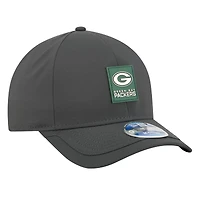 Casquette ajustable New Era Green Bay Packers 2025 Sideline pour temps froid, couleur anthracite, modèle 9FORTY M-Crown